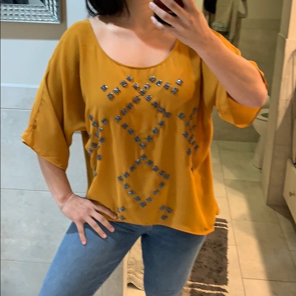 PJK Patterson Yellow Beaded top - Picture 1 of 5